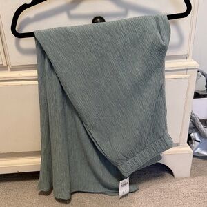 NWT Abercrombie chambray pant